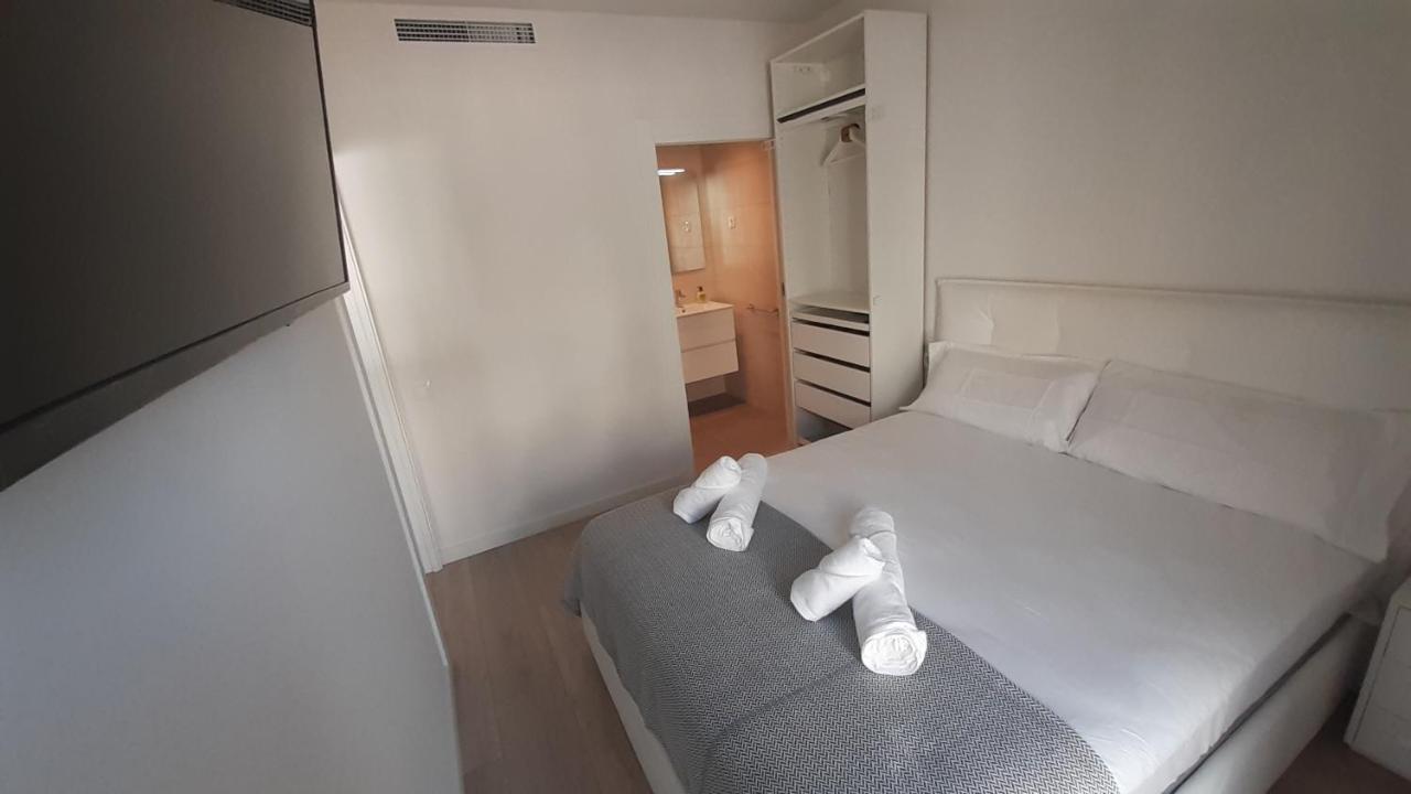 New Beside Sitges With Pool Beside Beach Vilanova i la Geltru Ngoại thất bức ảnh